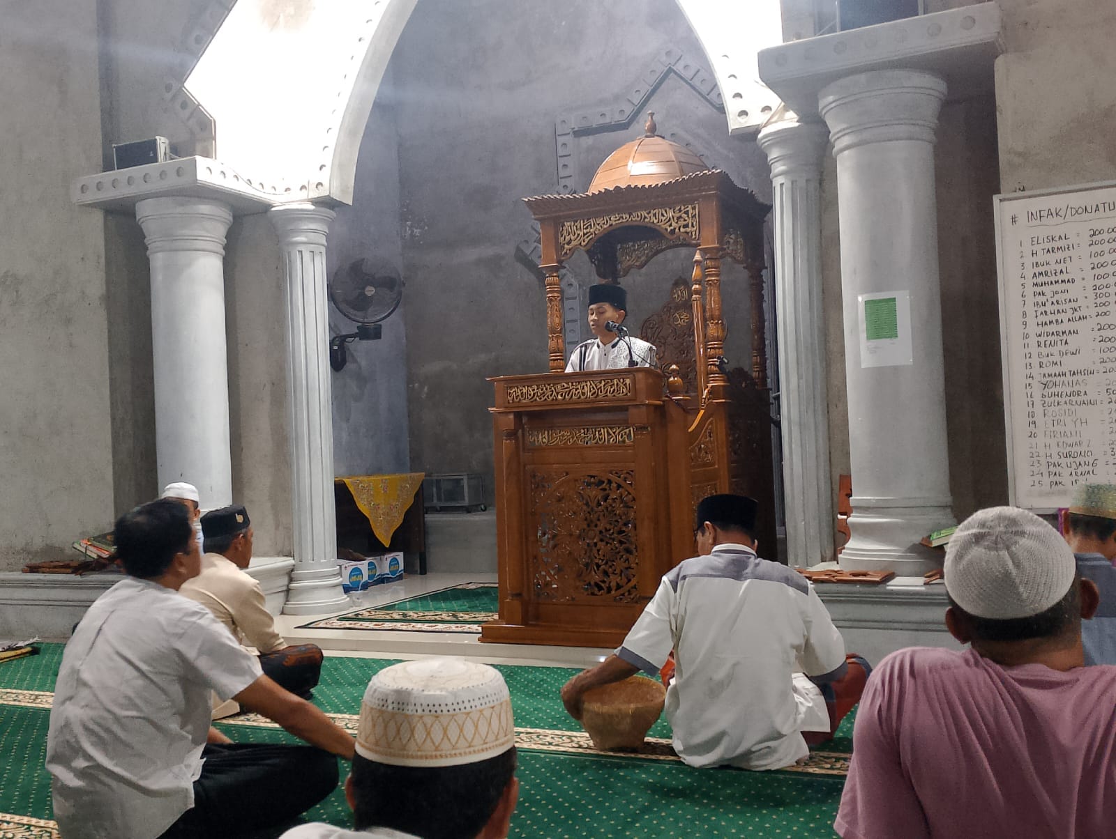 Safari Ramadhan SMA IT Darul Hikmah Hadirkan Dakwah Santri di Masjid Al Manar Pasaman Baru