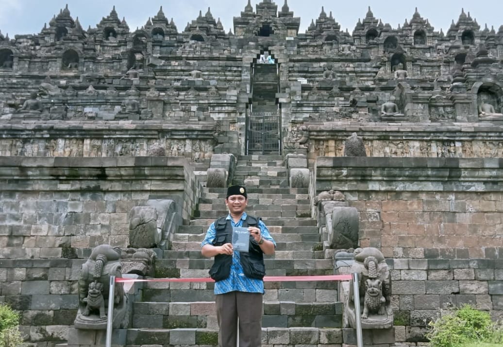 MIRISNYA HARI BUKU SEDUNIA