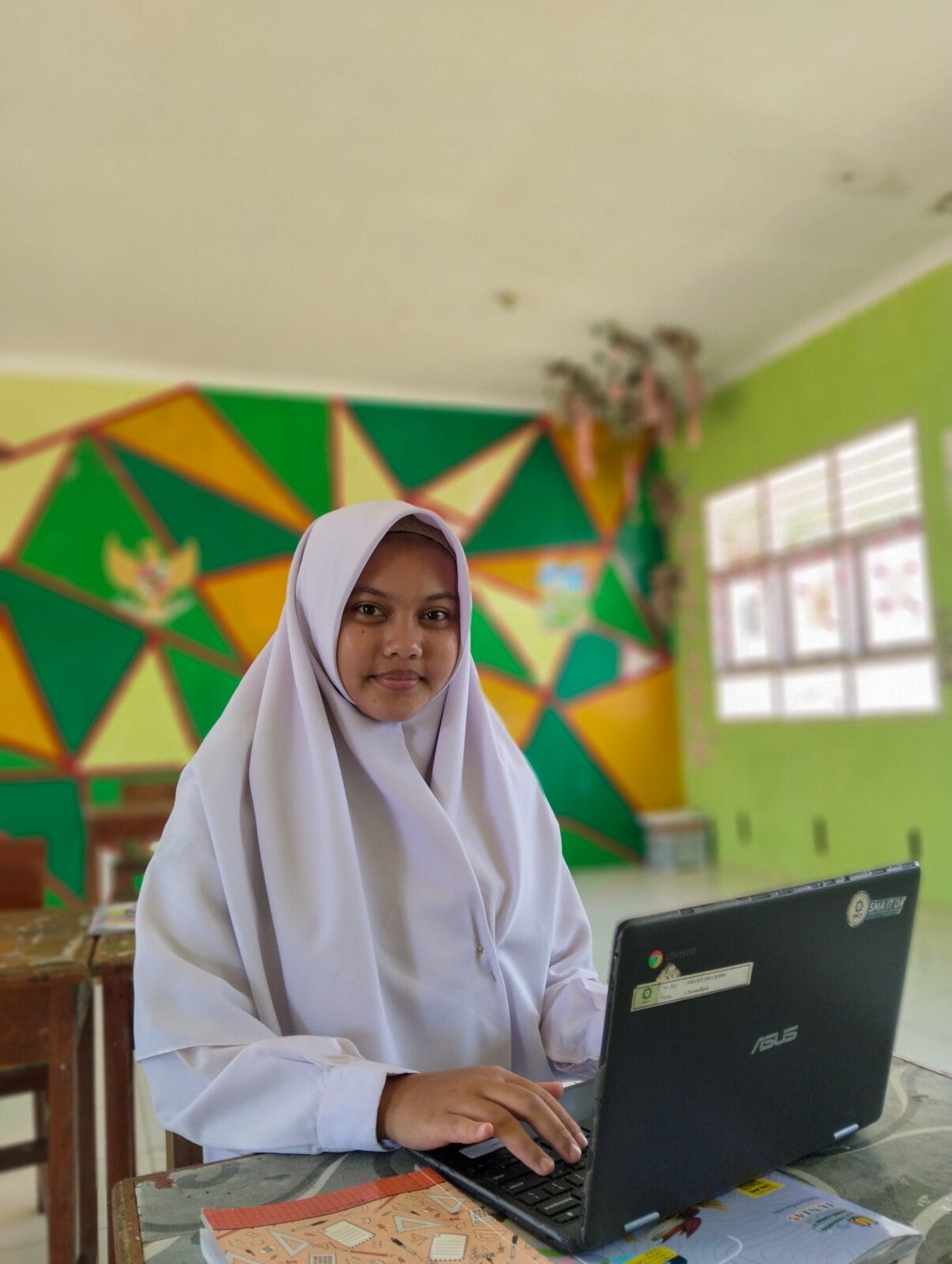 Profil Santriwati 30 Juz SMA IT Darul Hikmah Pasaman Barat, Azka Mubaarokah
