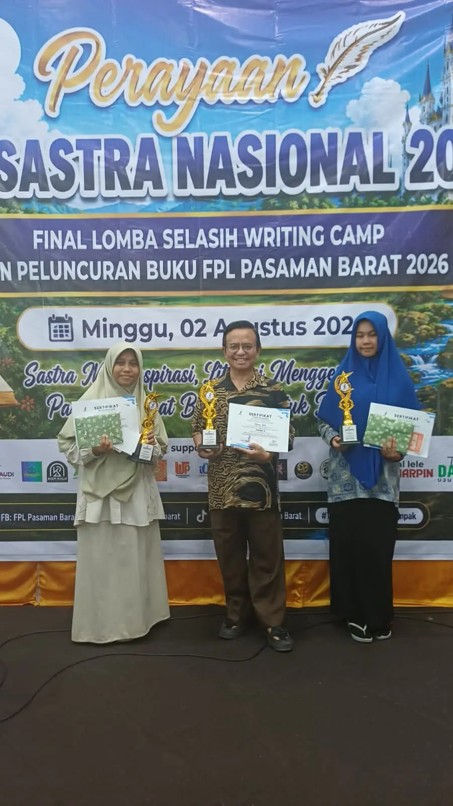 Ukiran Prestasi Darul Hikmah di Ajang Literasi Pasaman Barat 2026