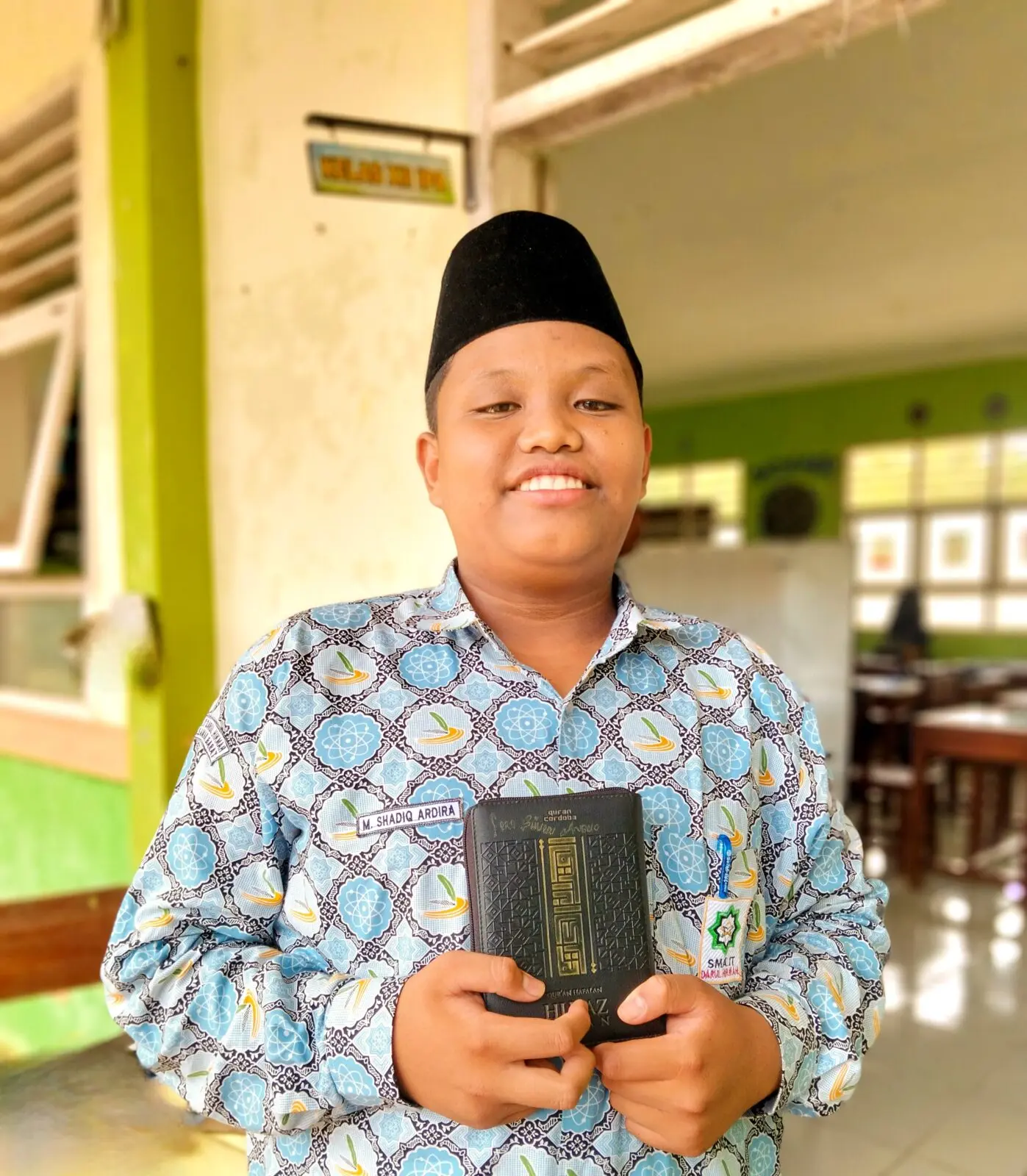 MasyaAllah Belum Genap Sebulan di SMA IT Darul Hikmah, Shadiq Ardira Santri Kelas 10 Telah Selesaikan Kompre 2 Juz Al-Qur’an